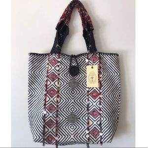 Anthropologie En Shalla Hypnotizing Tote